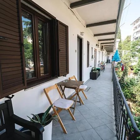 Urban Apartment
